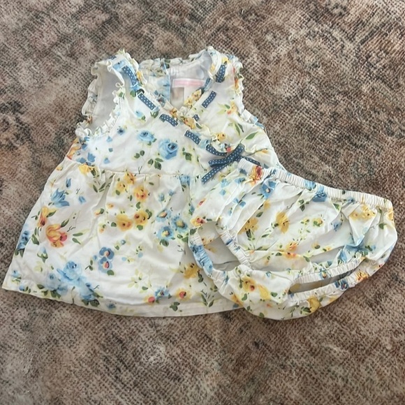 Janie and Jack Other - Janie & Jack Floral Matching Set Top 3-6 Months Bottom 6-12 Months